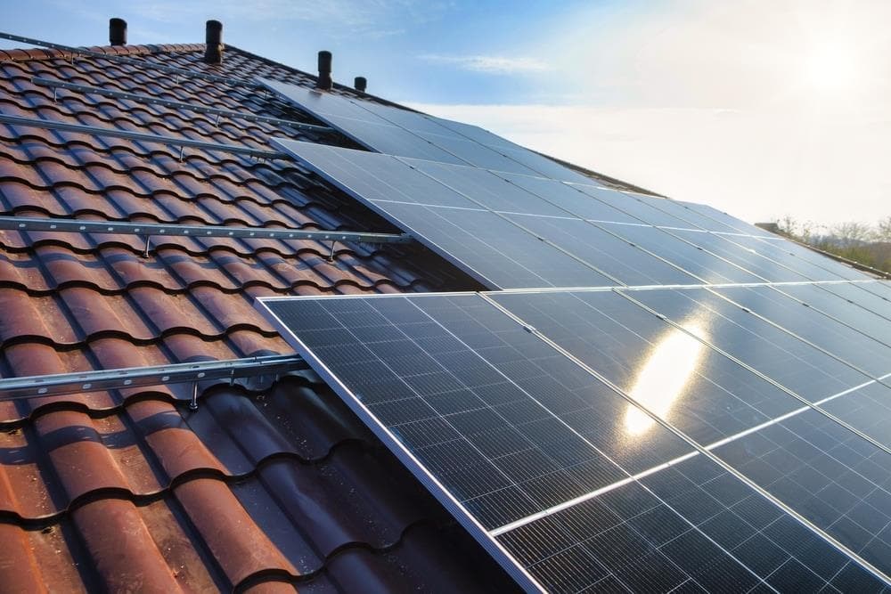 Reduce la dependencia de la red eléctrica con la energía solar fotovoltaica
