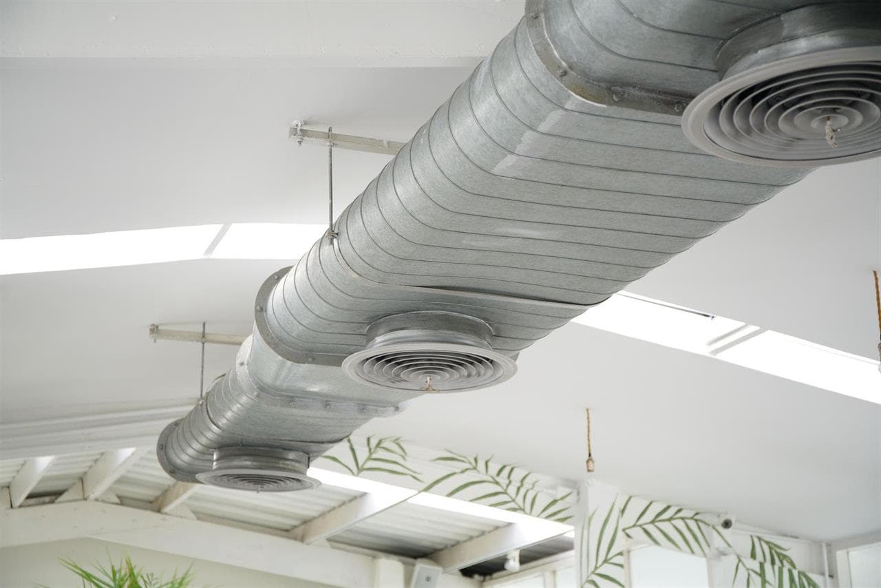Sistemas de ventilación para viviendas, negocios e industria