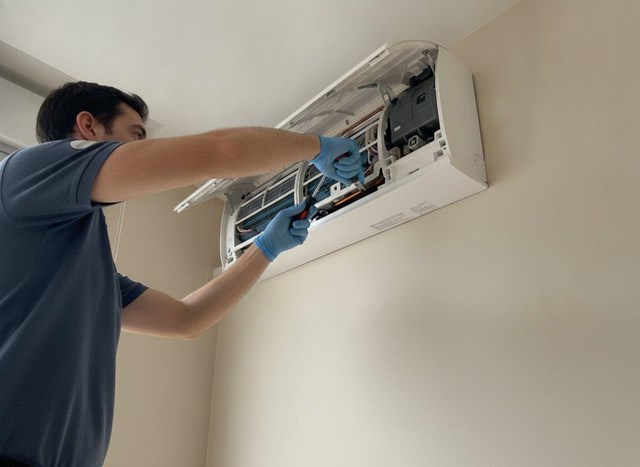 Instalación de aire acondicionado doméstico en Vigo - Imagen 1