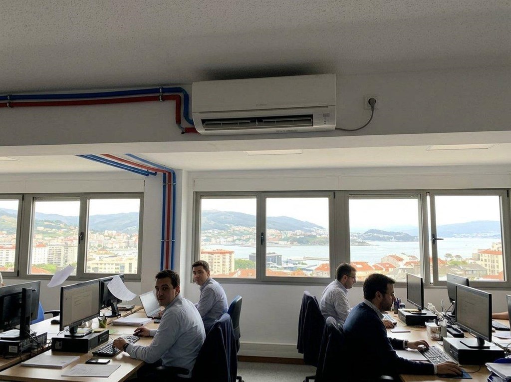 Foto 1 Ventilación para oficinas y locales comerciales en Vigo